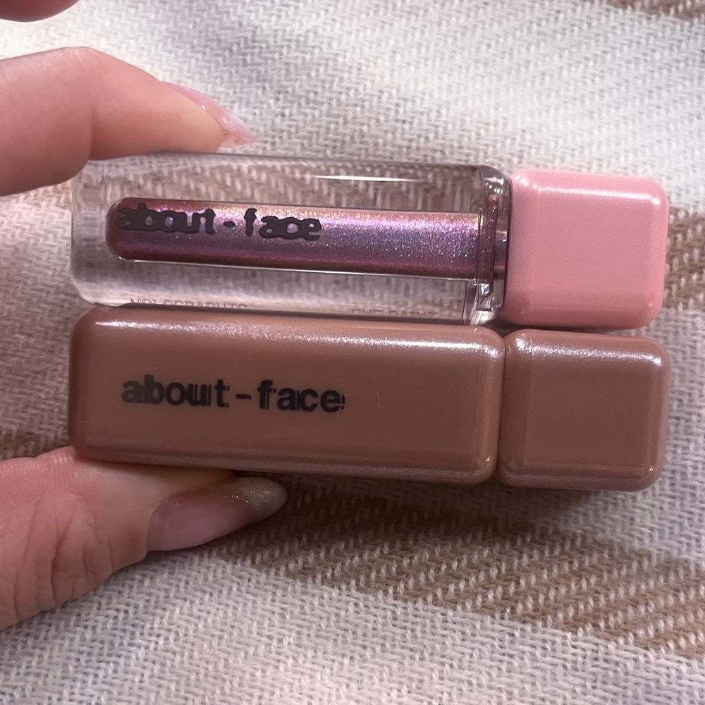 About face nude and pink shimmer shadows